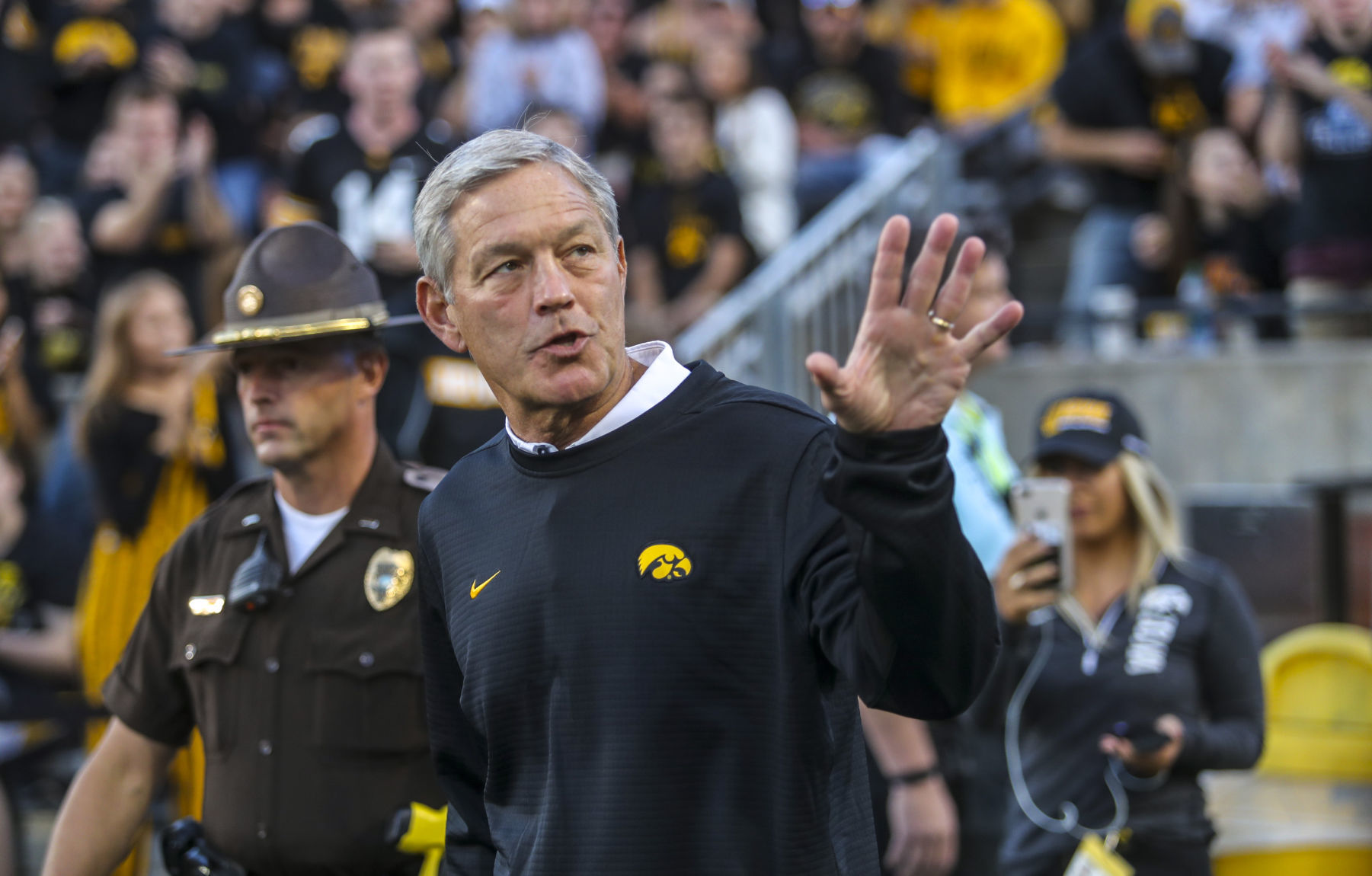 092218-Iowa-Football-011